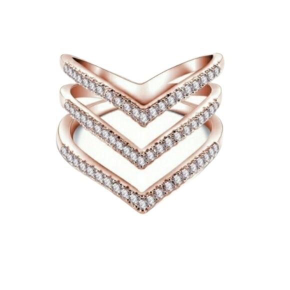 🆕️ Rose gold color w/ triple wishbone ring - Picture 1 of 2